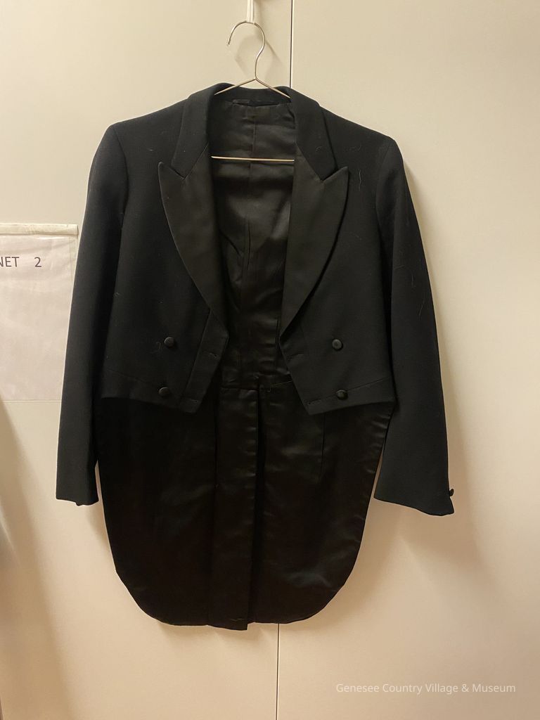 Suit - Image 2