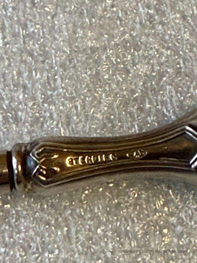 Buttonhook - Image 3