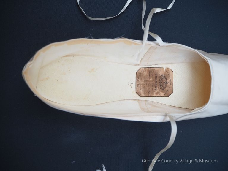 Slippers - Image 7