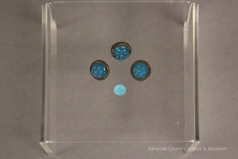 Button - Image 3