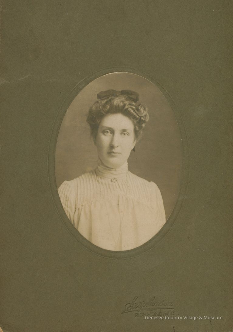Cabinet Card