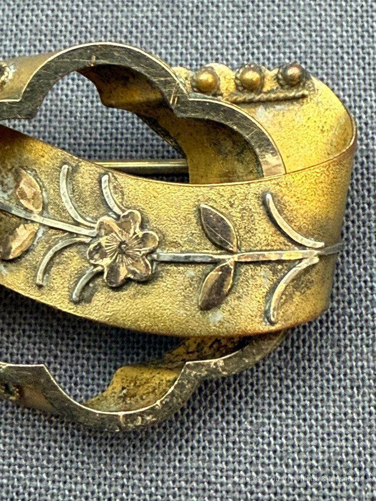 Brooch - Image 3