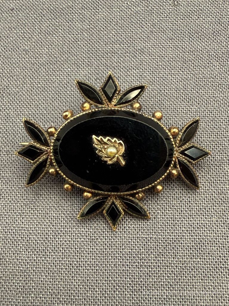 Brooch