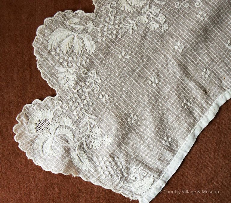 Collar - Image 3