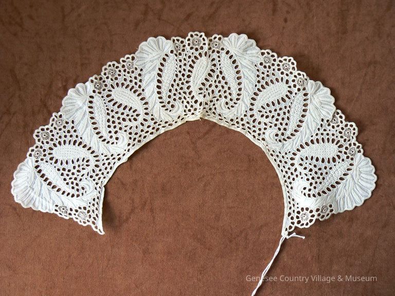 Collar