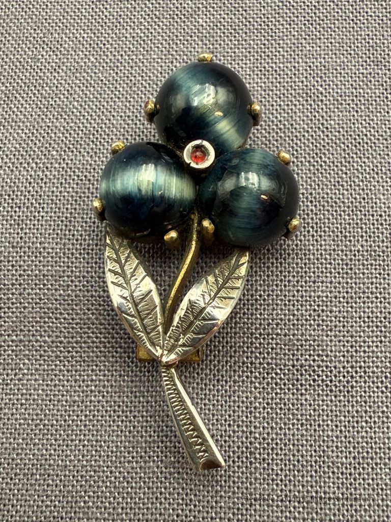 Scatter Pin