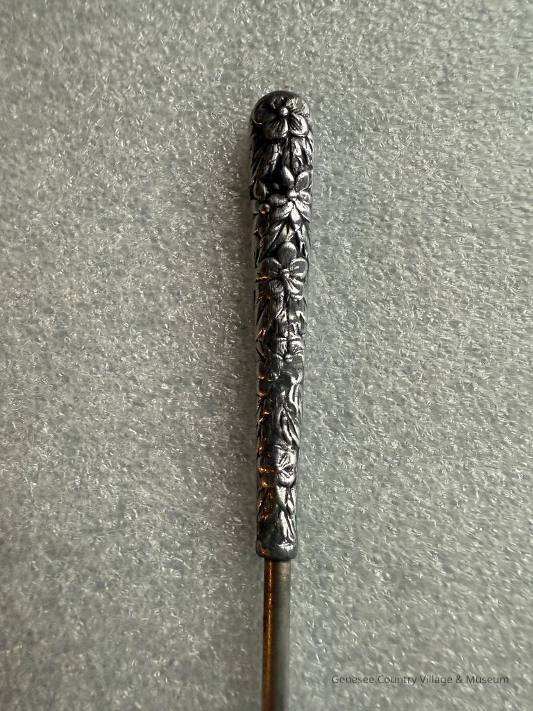 Buttonhook - Image 4