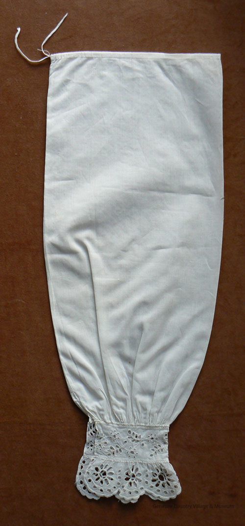 Sleeve