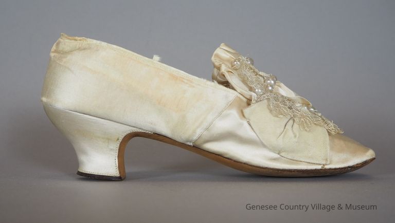 Slippers - Image 6
