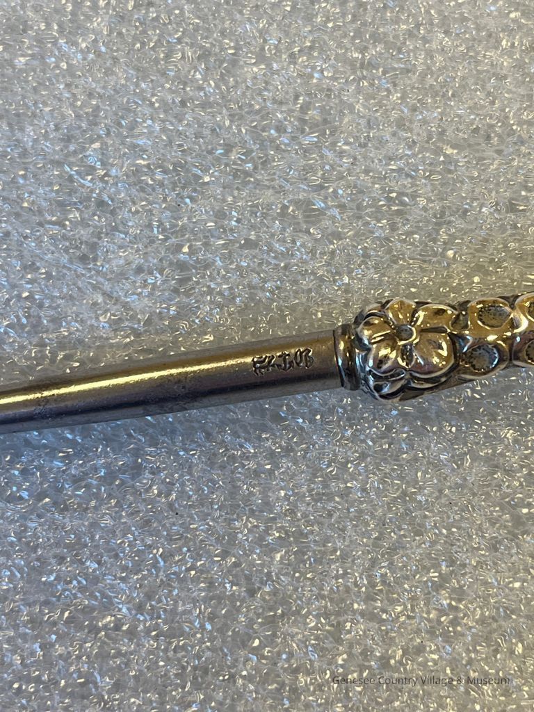 Buttonhook - Image 2