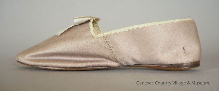 Slippers - Image 4