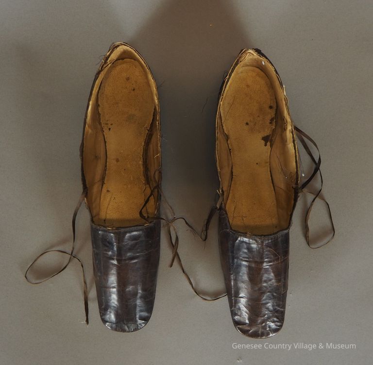 Slippers - Image 4