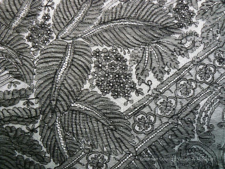 Shawl - Image 2