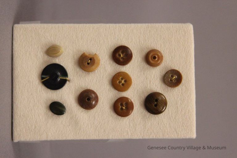 Button - Image 6
