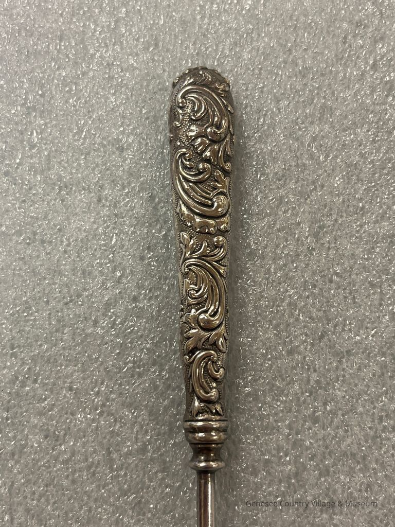 Buttonhook - Image 2