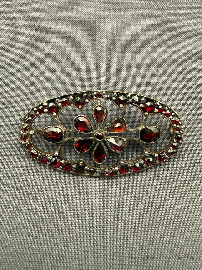 Brooch