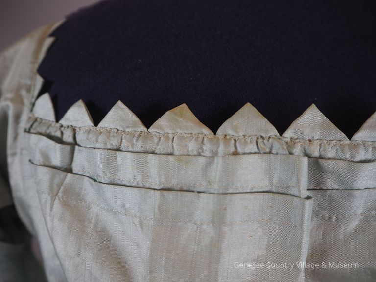 Evening Dress - Image 11