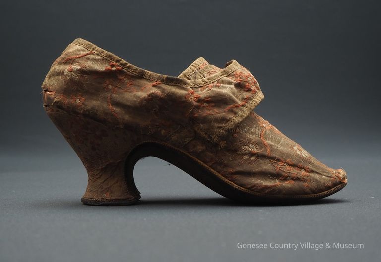 Shoes - Image 4
