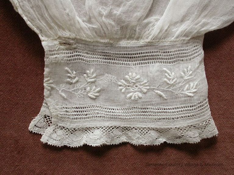 Sleeve - Image 3