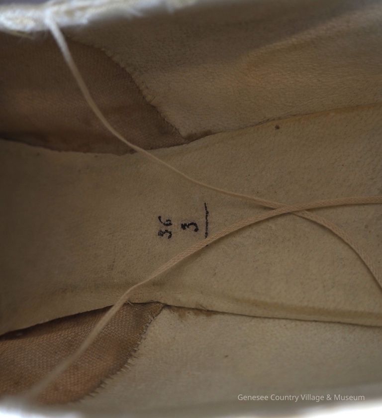 Slippers - Image 8
