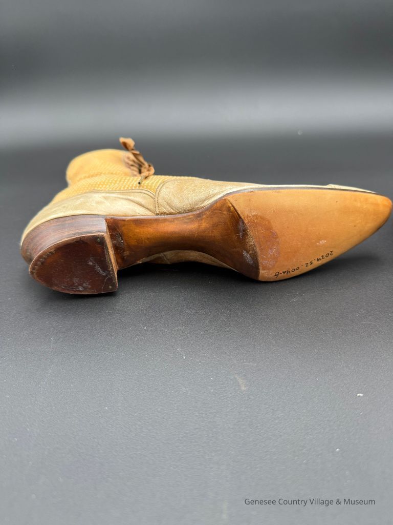 Bootees - Image 3