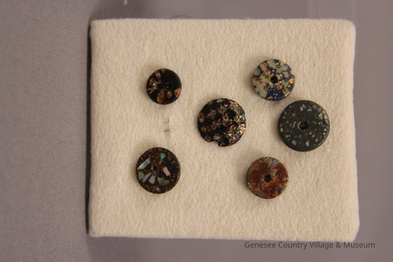 Button - Image 14