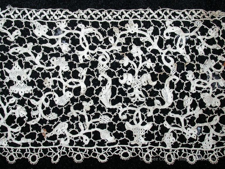 Notion, Lace