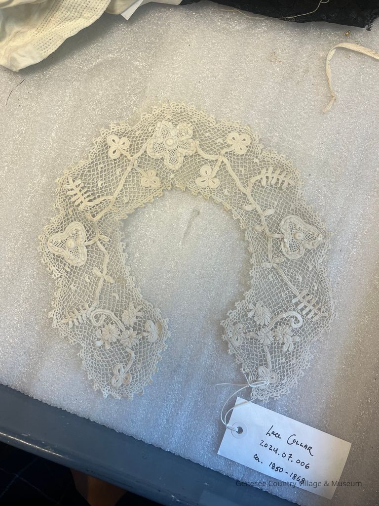 Collar