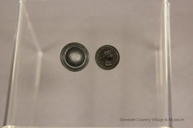 Button - Image 15