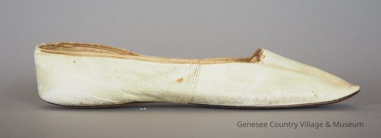 Slippers - Image 4