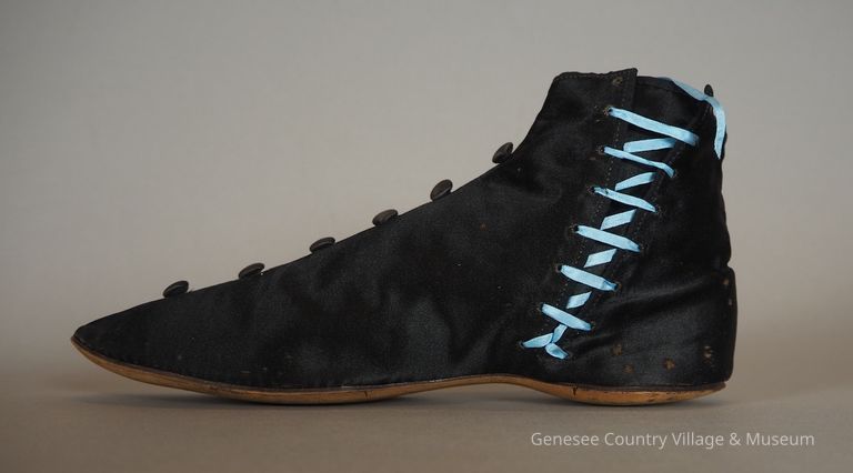 Boots - Image 7