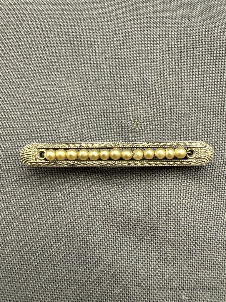 Bar Pin