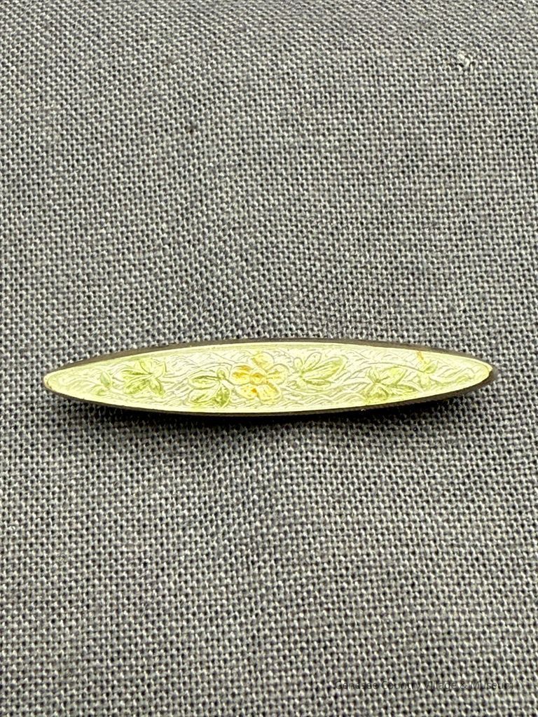 Lingerie Pin