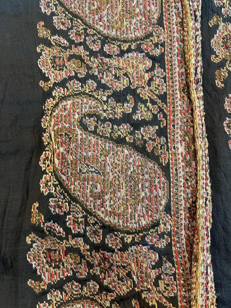 Shawl - Image 2