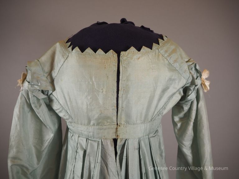 Evening Dress - Image 12
