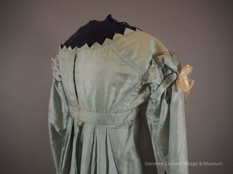 Evening Dress - Image 13