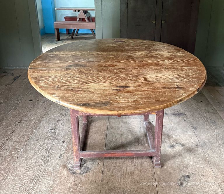 Chair-Table - Image 2