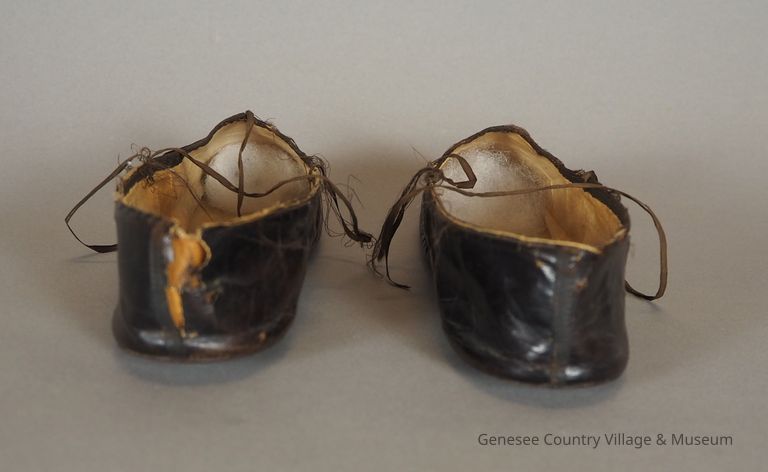 Slippers - Image 6