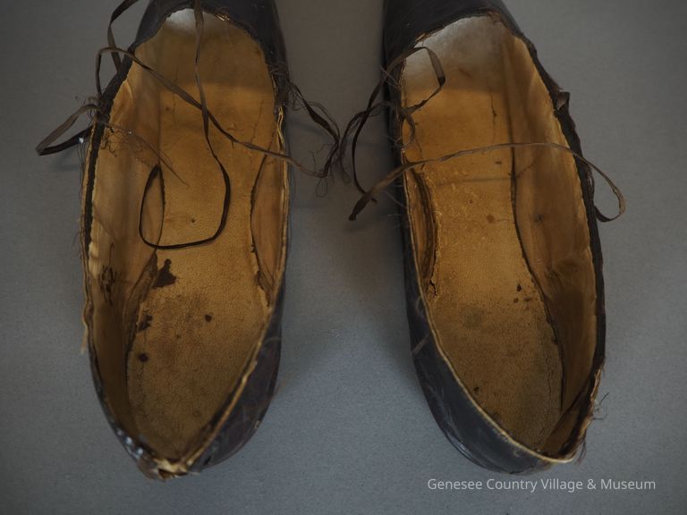 Slippers - Image 7