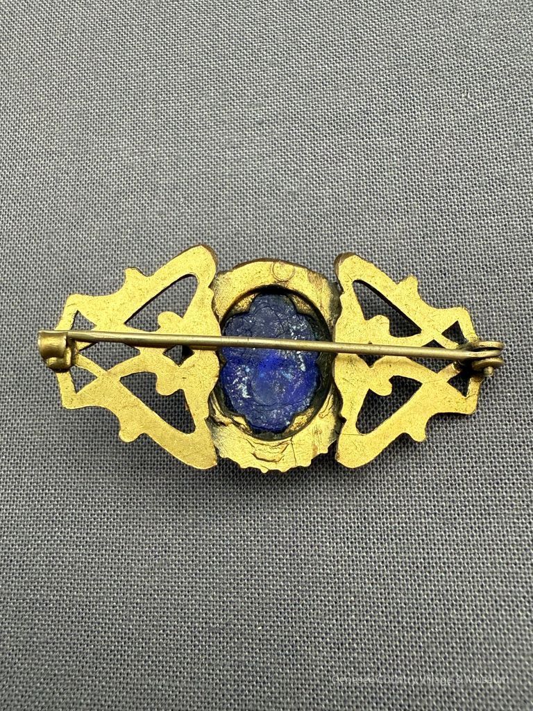 Brooch - Image 3