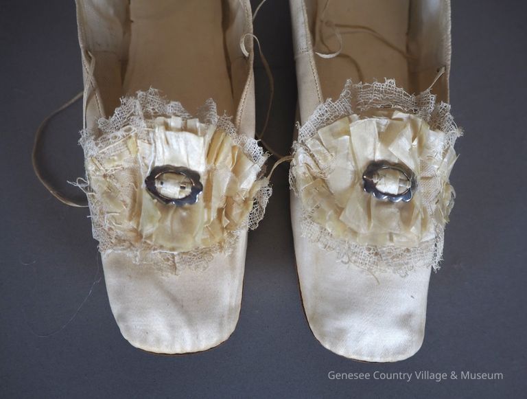 Slippers - Image 5