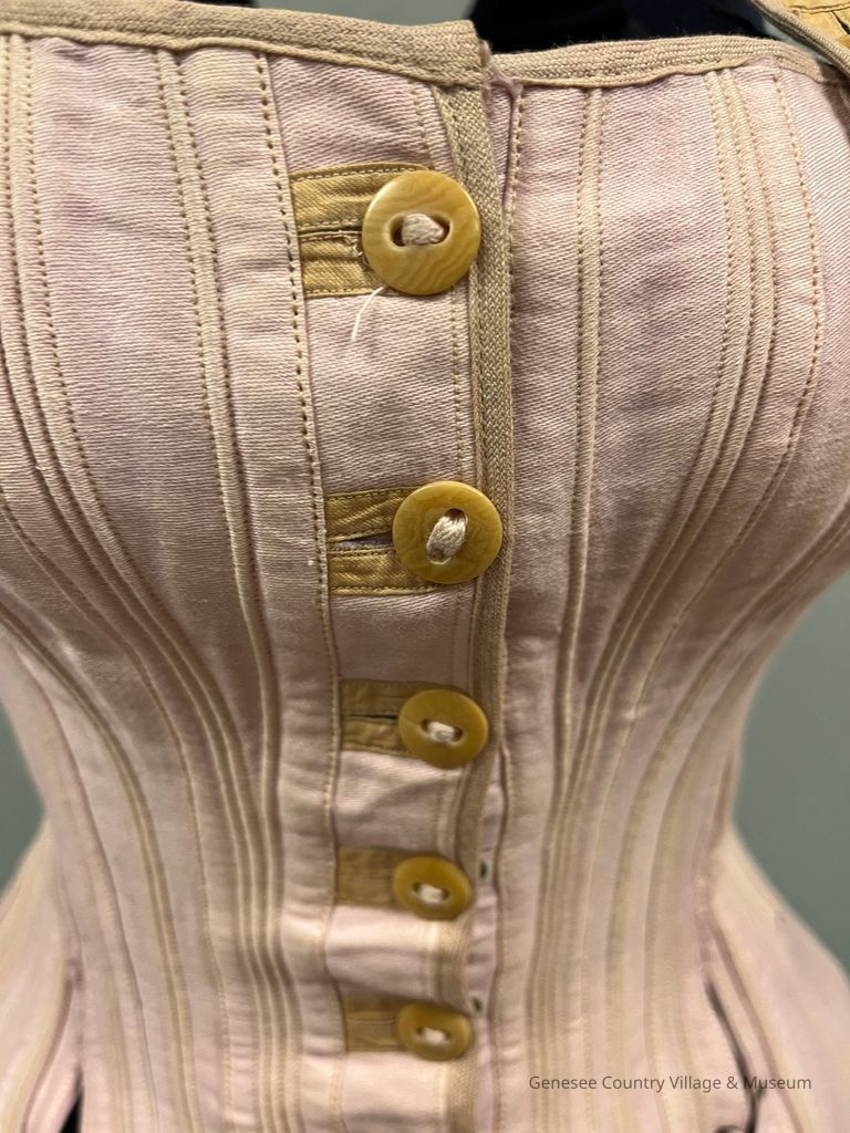 Corset - Image 3