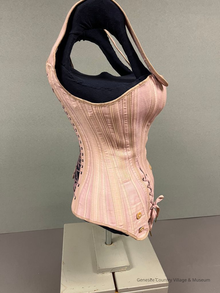 Corset - Image 4