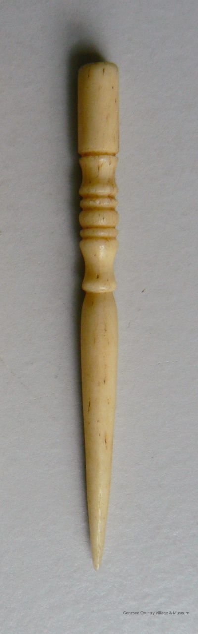 Awl, Cloth