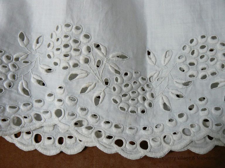 Petticoat - Image 2