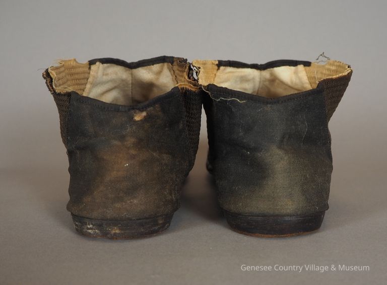Boots - Image 9