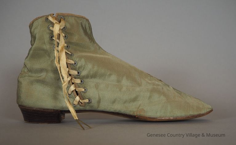 Boots - Image 4