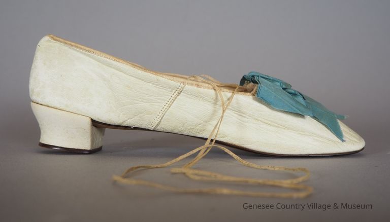 Slippers - Image 4