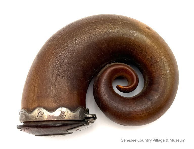 Horn Snuffbox - Image 2