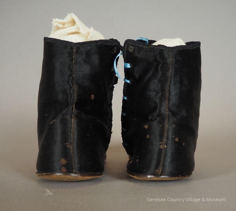 Boots - Image 8